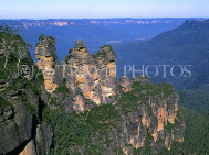 AUSTRALIA, New South Wales, Blue Mountains National Park, THE THREE SISTERS rocks, AUS19JPL