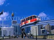 AUSTRALIA, New South Wales, SYDNEY, Monorail over Pyrmont Bridge, Darling Harbour, AUS130JPL