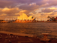 AUSTRALIA, New South Wales, SYDNEY, Opera House, dusk view, AUS1337JPL