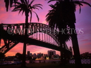 AUSTRALIA, New South Wales, SYDNEY, Sydney Harbour Bridge, dusk view, AUS169JPL