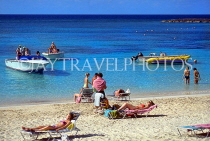BAHAMAS, Paradise Island, beach, boats and sunbathers, BAH227JPL