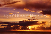 BAHAMAS, Paradise Island, sky and sunset, BAH521JPL