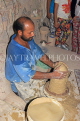 BAHRAIN, A'Ali Pottery Centre (Village), potter at work, BHR516JPL