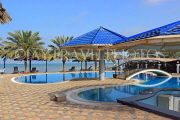 BAHRAIN, Al Jasra, house pool and terrace by the sea, BHR1555JPL