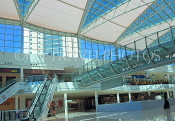 BAHRAIN, Manama, Seef Mall shopping centre, interior architecture, BHR1141JPL