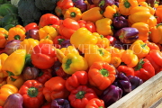 BAHRAIN, Noor El Ain, Garden Bazaar, Farmers Market, colourful peppers, BHR1268JPL