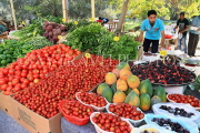 BAHRAIN, Noor El Ain, Garden Bazaar, Farmers Market, fruit and vegetable stall, BHR1257JPL