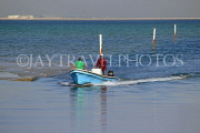 BAHRAIN, coast by Al Jasra, fishing boat at sea, BHR1459JPL