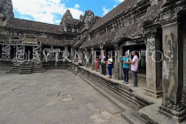 CAMBODIA, Siem Reap, Angkor Wat, Uppermost Terrace (Bakan), courtyard, CAM574JPL