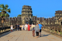 CAMBODIA, Siem Reap, Angkor Wat, temple complex, CAM495JPL