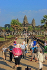CAMBODIA, Siem Reap, Angkor Wat, temple complex, Terrace of Honor & tourists,CAM542JPL