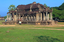 CAMBODIA, Siem Reap, Angkor Wat, temple complex, library building, CAM534JPL
