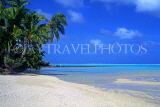 COOK ISLANDS, Aitutaki Islands, Moturakau Island, beach, CI121JPL