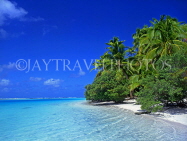 COOK ISLANDS, Aitutaki Islands, Tapuaetai (One Foot Island), coconut trees and seascape, CI655JPL