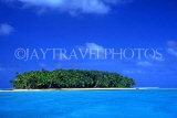 COOK ISLANDS, Aitutaki Islands, seascape and islet, CI146JPL