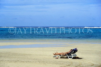 COOK ISLANDS, Rarotonga, beach and tourist sunbathing, CI158JPL