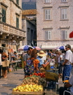 CROATIA, Dubrovnik, Old Town, market scene, CRO310JPL