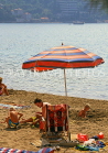 CROATIA, Elaphite Islands (Dubrovnik Coast), LOPUD, family on beach, CRO39JPL