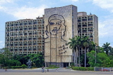 CUBA, Havana, Che Guevara Mural (ministry of Interior building), CUB292JPL