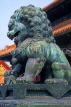 China, BEIJING, Forbidden City, IMPERIAL PALACE, guardian lion, CH1170JPL