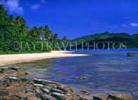 FIJI, Taveuni, Matagi (Matangi) Island, beach and seascape, FIJ615JPL