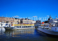 FINLAND, Helsinki, Market Square, waterfront and sightseeing boats, FIN724JPL
