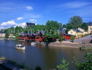 FINLAND, Porvoo, typical houses along Porvoo River, FIN867JPL