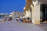 FRANCE, Aquitaine, BIARRITZ, promenade along beach (Grand Plage), FRA1286JPL