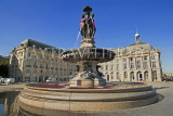 FRANCE, Aquitaine, BORDEAUX, Place de la Bourse and fountain, FRA2148JPL
