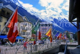 FRANCE, Haute Savoie, Rhone Alps, CHAMONIX, Mont Blanc in background, FRA1782JPL