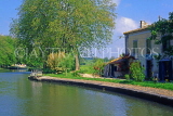 FRANCE, Languedoc-Roussillon, Canal Du Midi near Carcassonne, typical lock houses, FRA945JPL