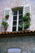 FRANCE, Provence, Cote d'Azure, ANTIBES, Old Town, house windows, FRA414JPL