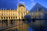 France, PARIS, Louvre Museum and Pyramid entrance, FRA1569JPL