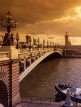 France, PARIS, Pont Alexandre III bridge, dusk view, FRA2240JPL