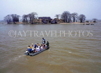 GAMBIA, River Gambia, Fort James Island, tourists in boat, GAM877JPL
