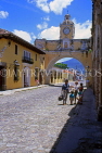 GUATEMALA, Antigua, Santa Catalina arch and street scene, GUA282JPL