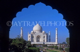 INDIA, Uttar Pradesh, Agra, The TAJ MAHAL, view through archway, IND1327JPL