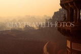 INDIA, Uttar Pradesh, Agra, view from Red Fort, at dusk, IND114JPL
