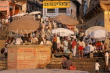 INDIA, Uttar Pradesh, VARANASI, pilgrims at River Ganges, IND604JPL