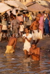 INDIA, Uttar Pradesh, VARANASI, pilgrims at River Ganges, IND80JPL