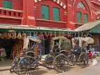 INDIA, West Bengal, Calcutta, line of rickshaws in the city of Calcutta, IND1388JPL