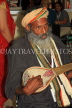 INDIA, West Bengal, musician playing a Dotara, IND1568JPL