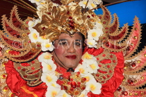 INDONESIA, cultural dancer in colourful costume, INDS1273JPL