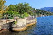 ITALY, Lombardy, COMO, Lake Como, lakeside view and promenade, ITL2147JPL