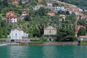 ITALY, Lombardy, LAKE COMO, lakeside scenery, villas and hillside houses, ITL2322JPL