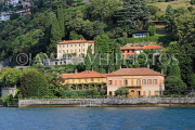 ITALY, Lombardy, LAKE COMO, lakeside scenery, villas and houses, ITL2320JPL