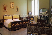 ITALY, Lombardy, Lake Como, TREMEZZO, Villa Carlotta, bedroom, ITL2267JPL
