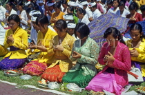 Indonesia, BALI, Denpasar, Melasti Festival, worshippers in prayer, BAL711JPL