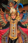 Indonesia, SUMATRA, cultural dancer in colourful costume, INDS1297JPL