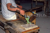 Italy, VENICE, Murano Island, Murano Glass maker (horse figurine), ITL1685JPL